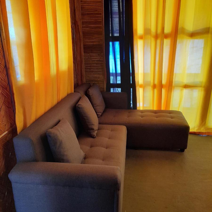 Miley Lodging Restobar New Busuanga Exterior photo
