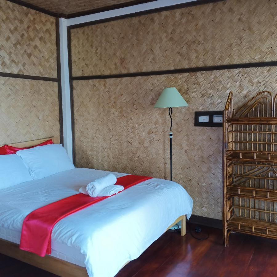 Miley Lodging Restobar New Busuanga Room photo